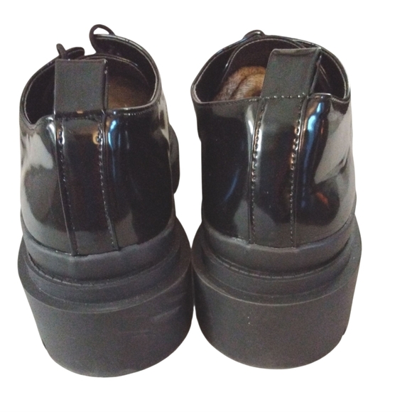 Steve Madden Malene Chunky Black Patent Leather Lug Sole Oxford Size 10M - Picture 8 of 13